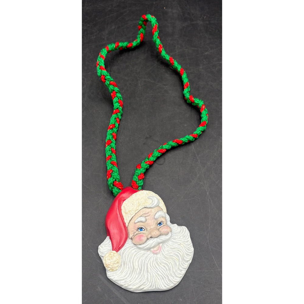 Vtg Santa Claus‎ Face Pendant Necklace Christmas Holiday Braided Cord Red Green